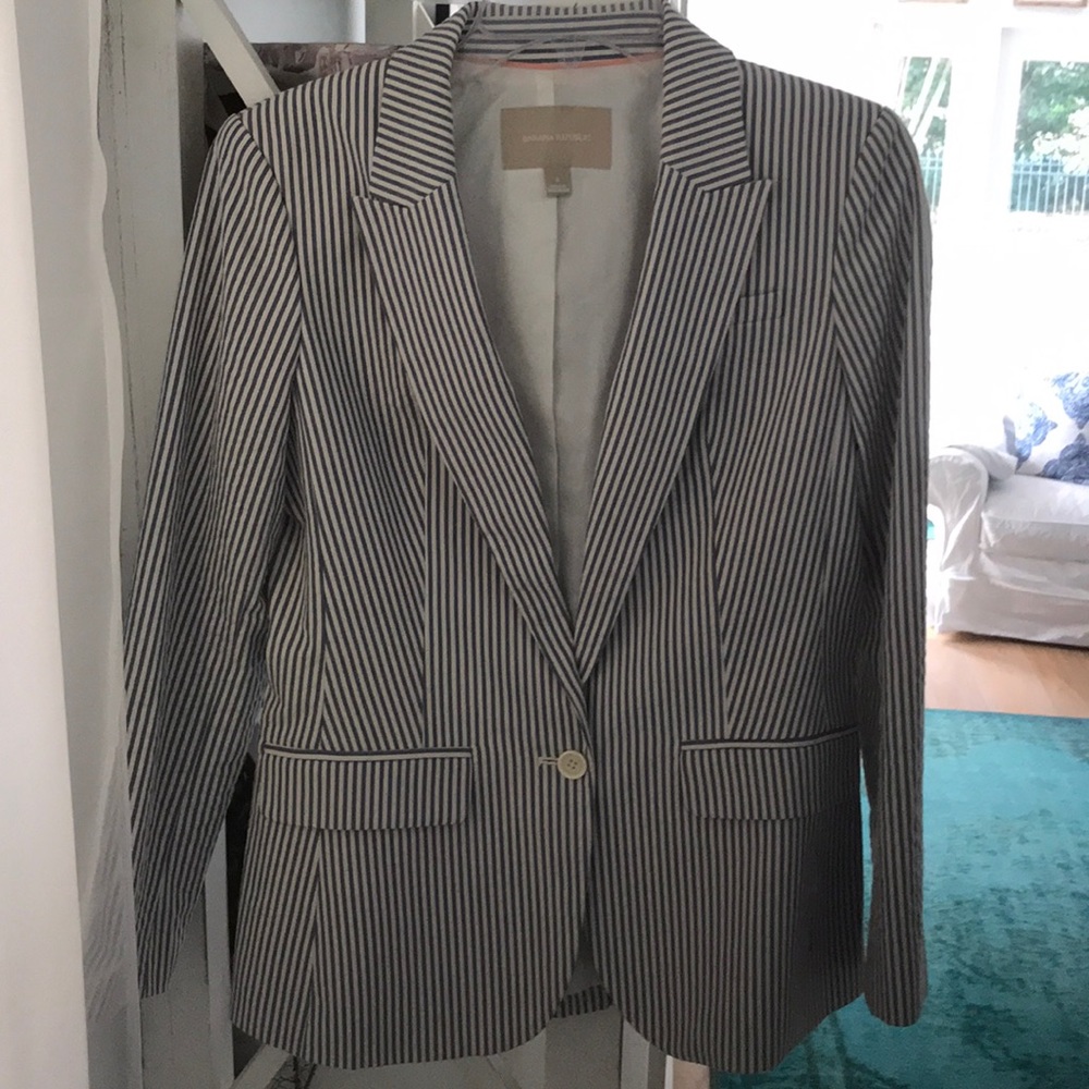 Banana Republic Seersucker Blazer